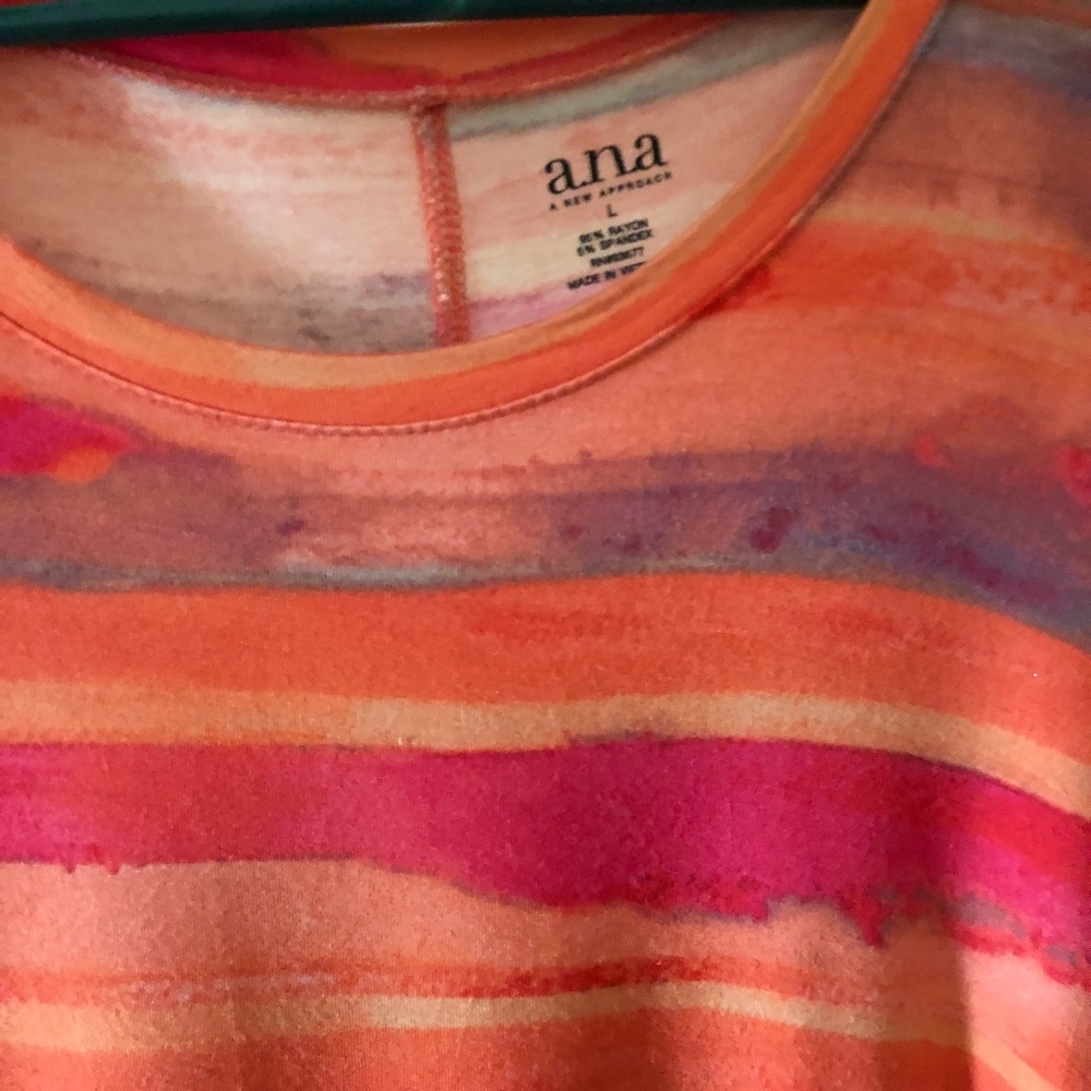 A.n.a Tunic - Picture 3 of 3